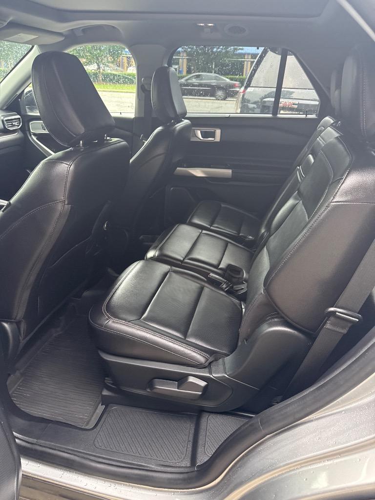2021 Ford Explorer Limited - Photo 14