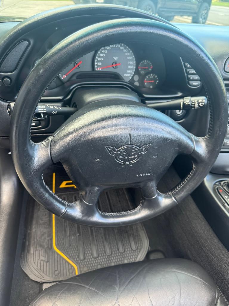 1998 Chevrolet Corvette Base - Photo 11